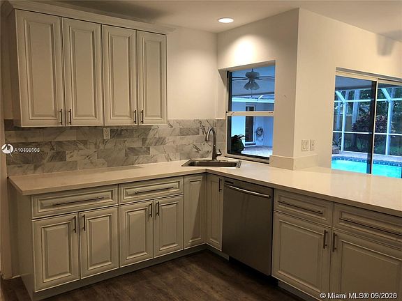 3rd image of 8201 SW 162nd St