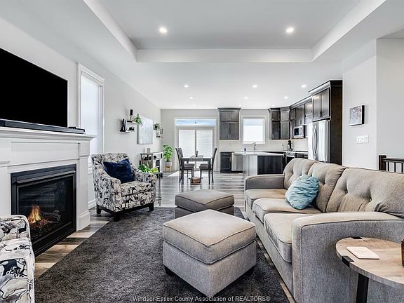 3rd image of 79 Conservation Blvd