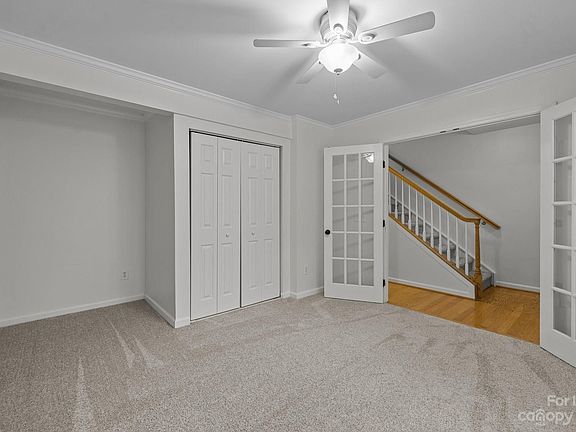 5th image of 10415 Alexander Martin Ave