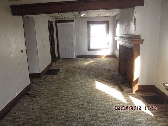 4th image of 263 Marion Ave