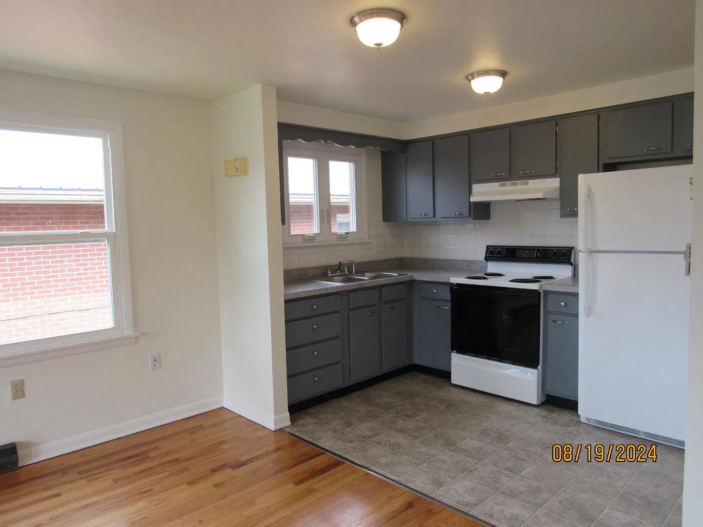405 S High St. - 4 — Photo 3