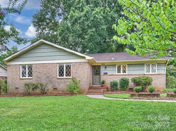 1620 Tamworth Dr, Charlotte, NC 28210