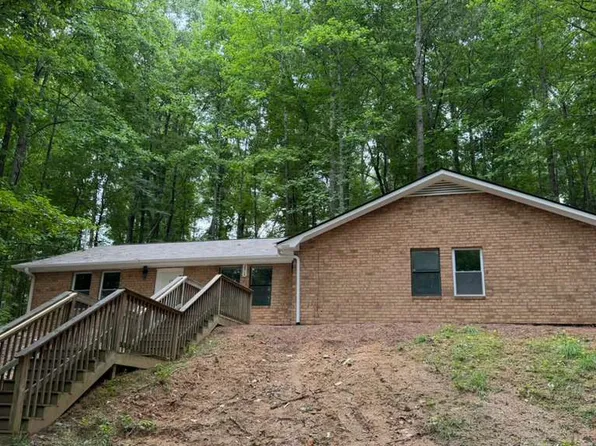 271 E Wright St, Winder, GA