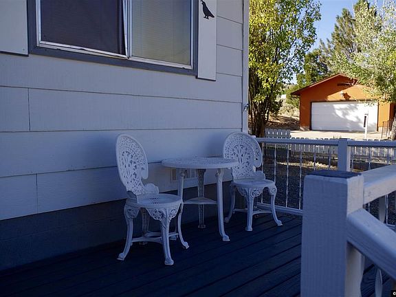 3rd image of 3471 Topaz Ln