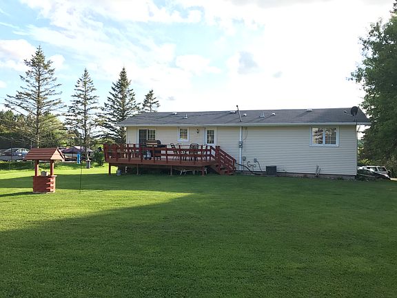 2nd image of 10 Hillside Rd