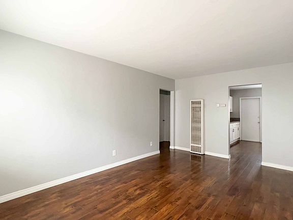 3rd image of 4118-0 32nd St