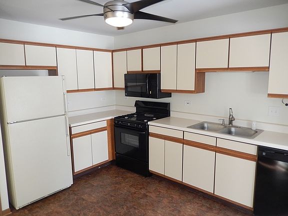 4th image of 2992 Heatherwood Ct #19063