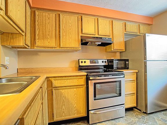 4th image of 8057 Mill Rock Dr Unit 16-C