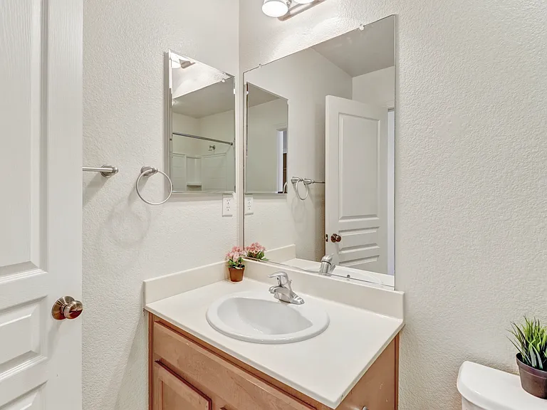 Upstairs Bathroom 2nd Bedroom