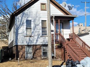 1026 W Maple St, Milwaukee, WI 53204