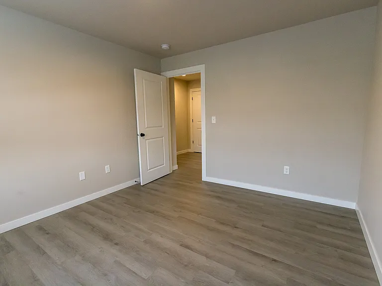Waverly Townhomes — Photo 25