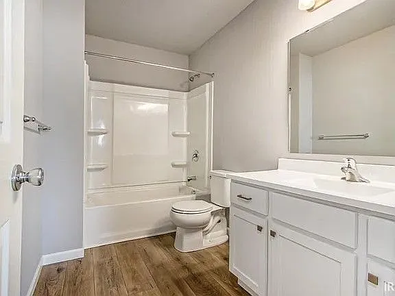 3228 Falling Oak Dr — Photo 11