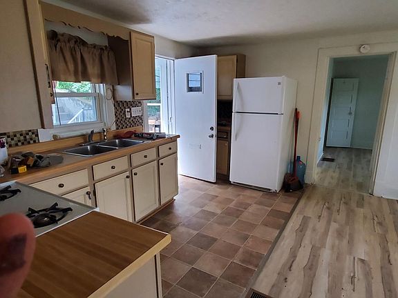 Kitchen and dining room