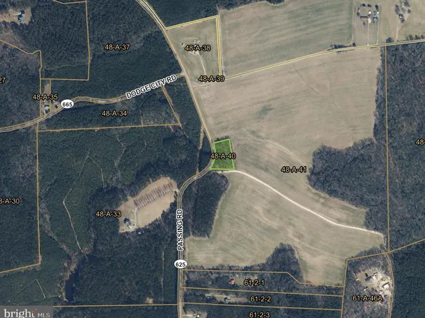 Passing Rd, Bowling Green, VA 22427