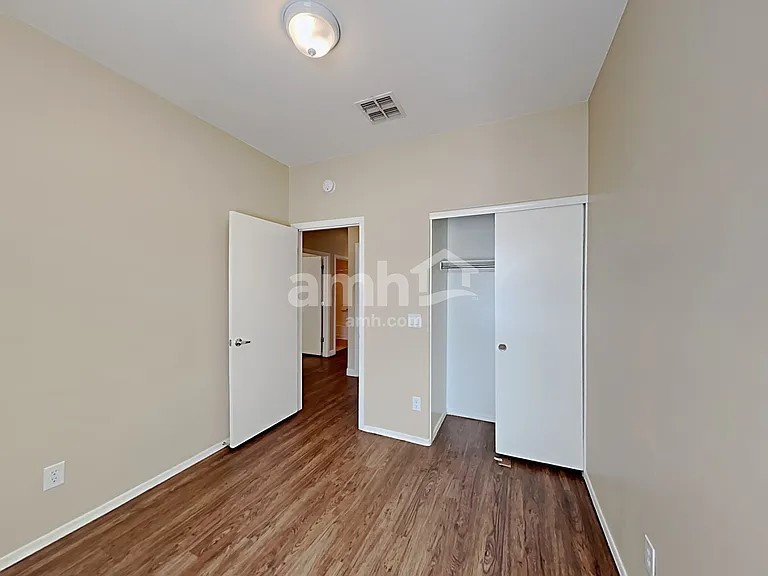 1318 W Calle Libro Del Retrato — Photo 18