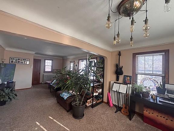 5th image of 5044 Bloomington Ave #1