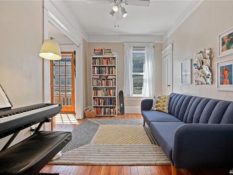 1522 Taylor Ave N #C — Photo 24