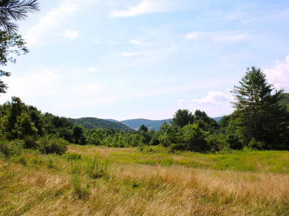 140 Russell Rd, Tunbridge, VT 05077