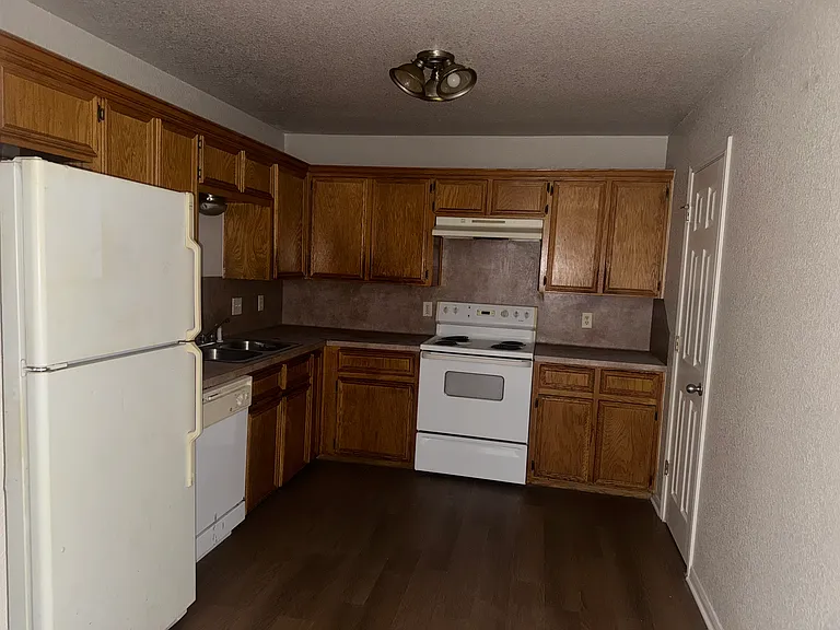 4903 John David Dr #A — Photo 7