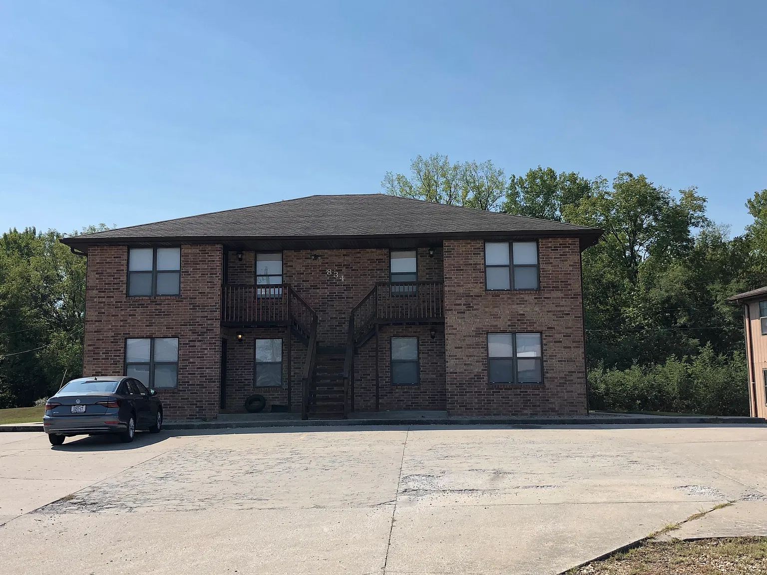 2 bed, 1.0 bath, $800 — Photo 1
