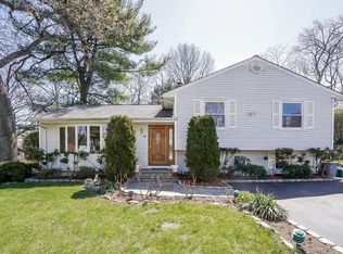 13 Highview Dr, Scarsdale, NY 10583