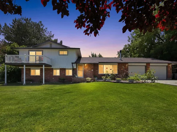15095 David St, Caldwell, ID 83607