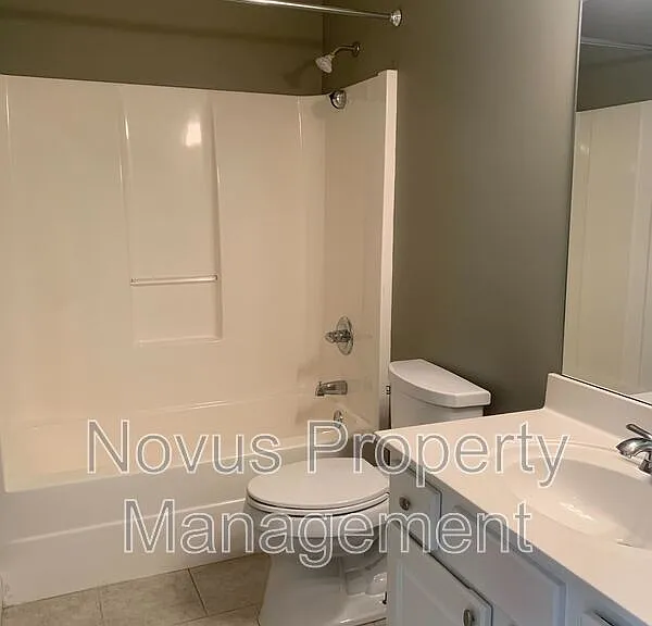 119 Tullamore Trl — Photo 29