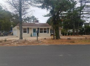 103 W Island Rd, Bayville, NJ 08721