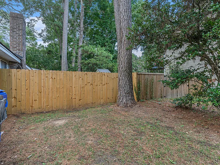 2950 Ashley River Rd #B — Photo 18