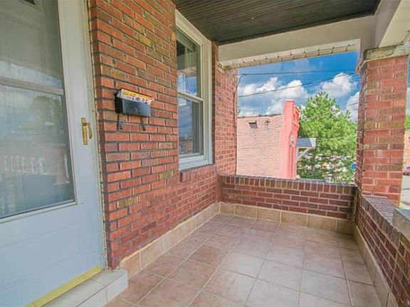 3rd image of 4954 Hummelsheim Ave