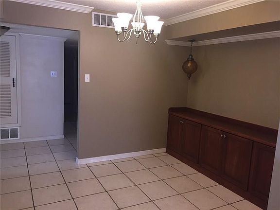 3rd image of 10320 Camwood Dr
