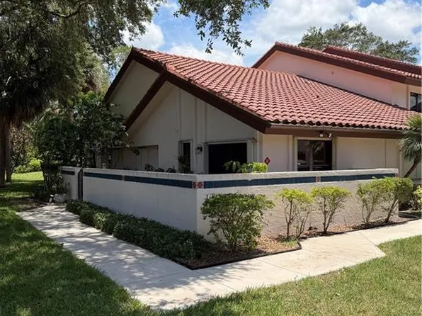 6131 SE Martinique Dr APT 101, Stuart, FL 34997