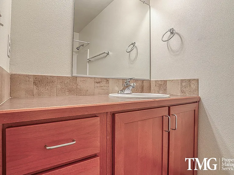 1017 SE 12th Ave — Photo 182