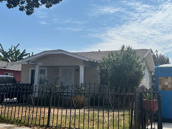 2nd image of 8128-28B Cypress Ave