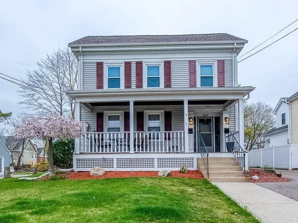 200 Union St, Franklin, MA 02038