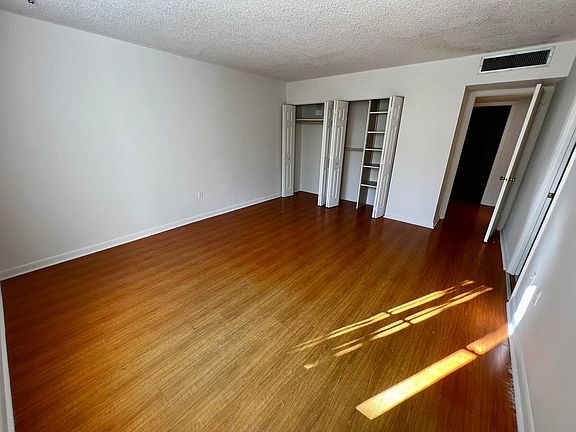 2nd image of 20341 NE 30th Ave #110-1