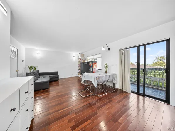 550 115th Street #550D, College Point, NY 11356