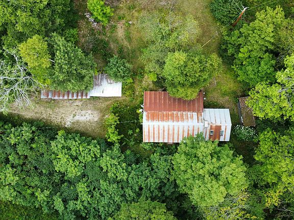 3rd image of 48 Pike Hill Road W