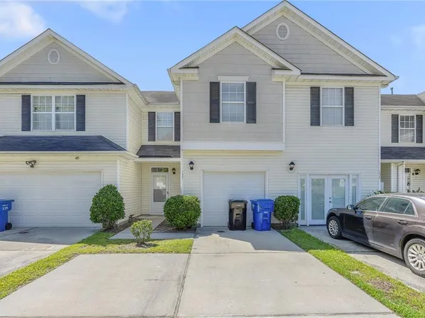 137 Pinter Ct, Virginia Beach, VA 23452