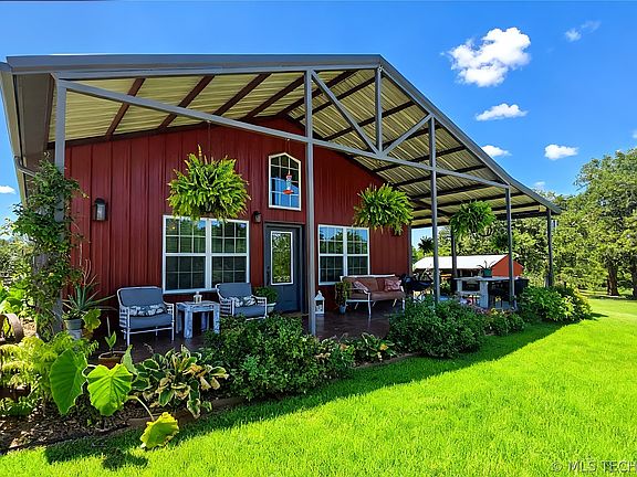 4th image of 10701 Eastway