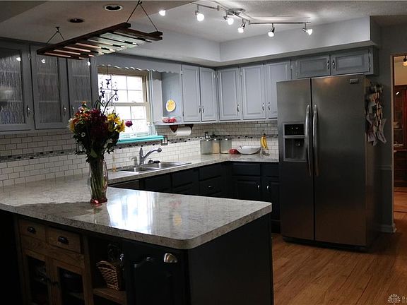 4th image of 2415 Lantern Hill Dr