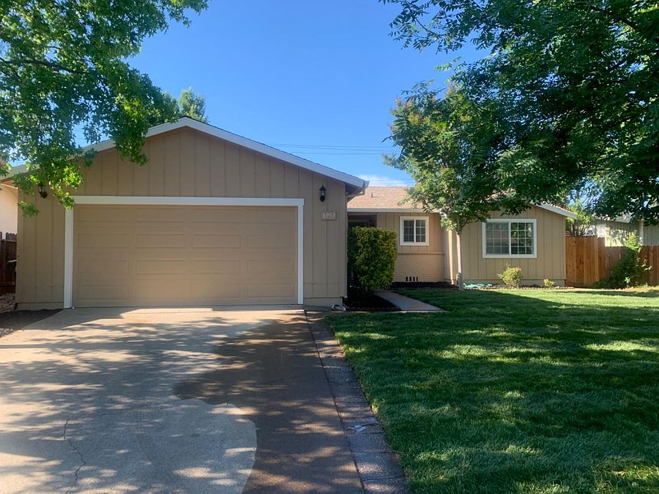 1st image of 8953 Rosewood Dr