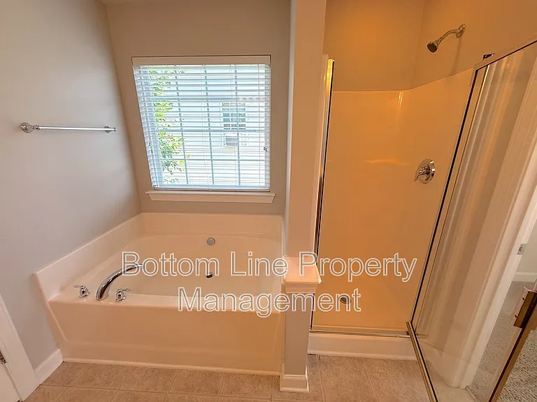 2910 Watercrest Dr NW — Photo 22