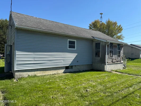 912 S Perry St, Napoleon, OH 43545
