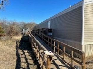 230 Cactus Ridge Ct, Springtown, TX 76082