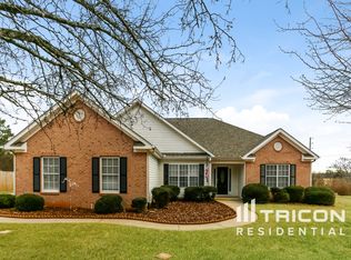 20 Summer Walk Dr, Covington, GA 30016