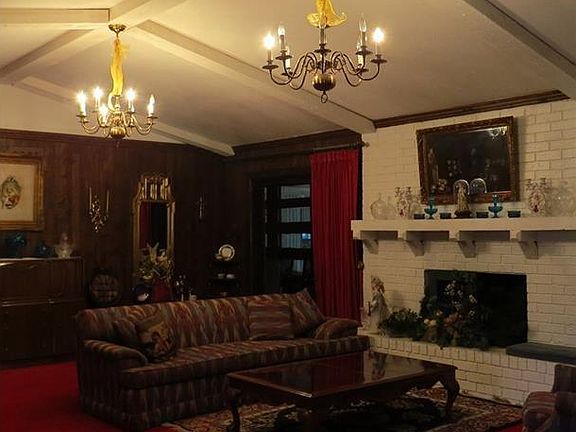 4th image of 122 Songwood St