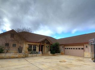 4207 Fredericksburg Rd, Kerrville, TX 78028