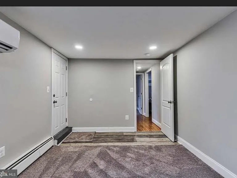 545 Locust Ave — Photo 4