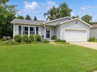 429 Lucerne Ln, Dekalb, IL 60115